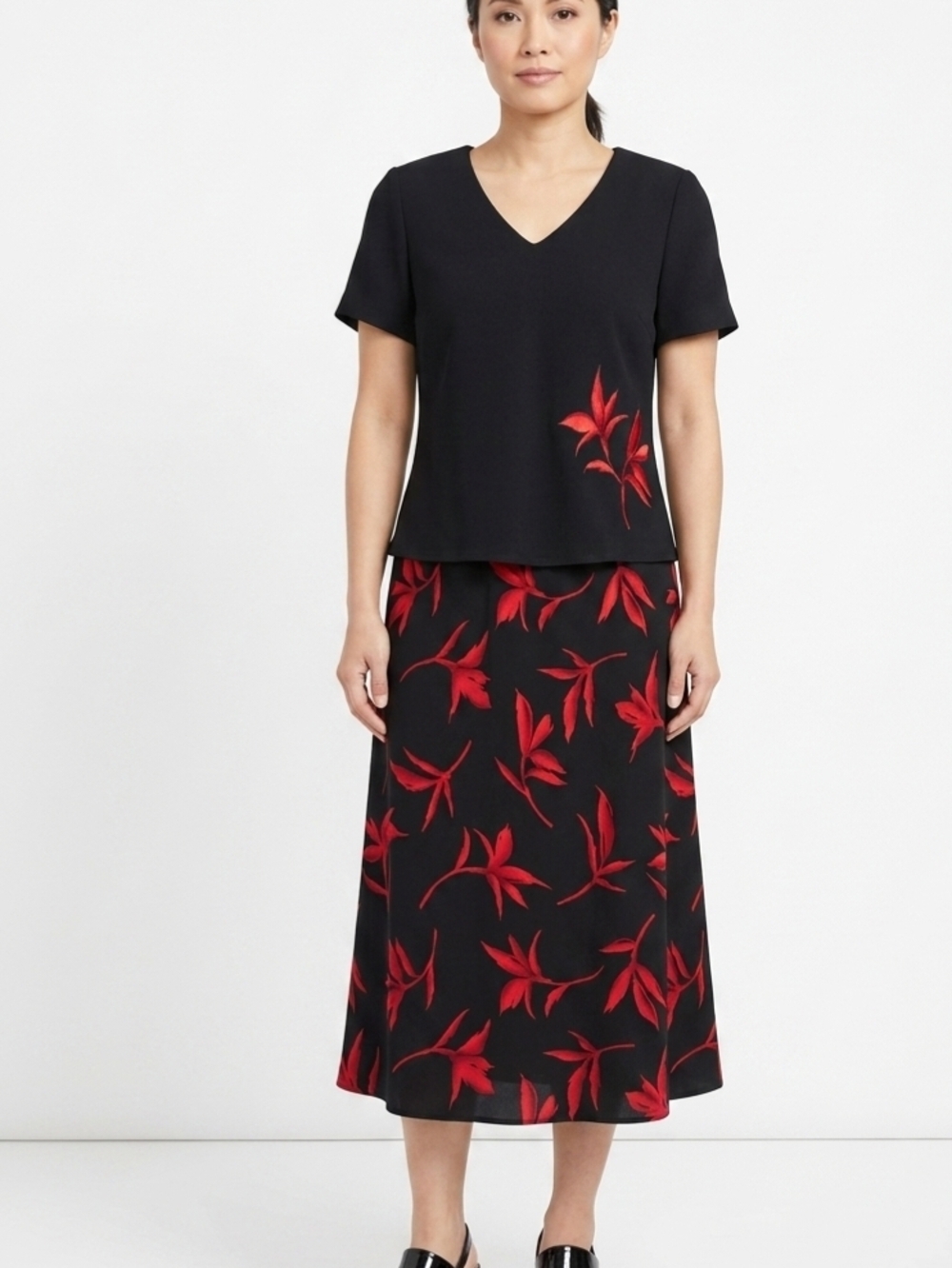 Studio I Petite 2-Piece Black & Red Floral Top & Skirt Set Size 10P